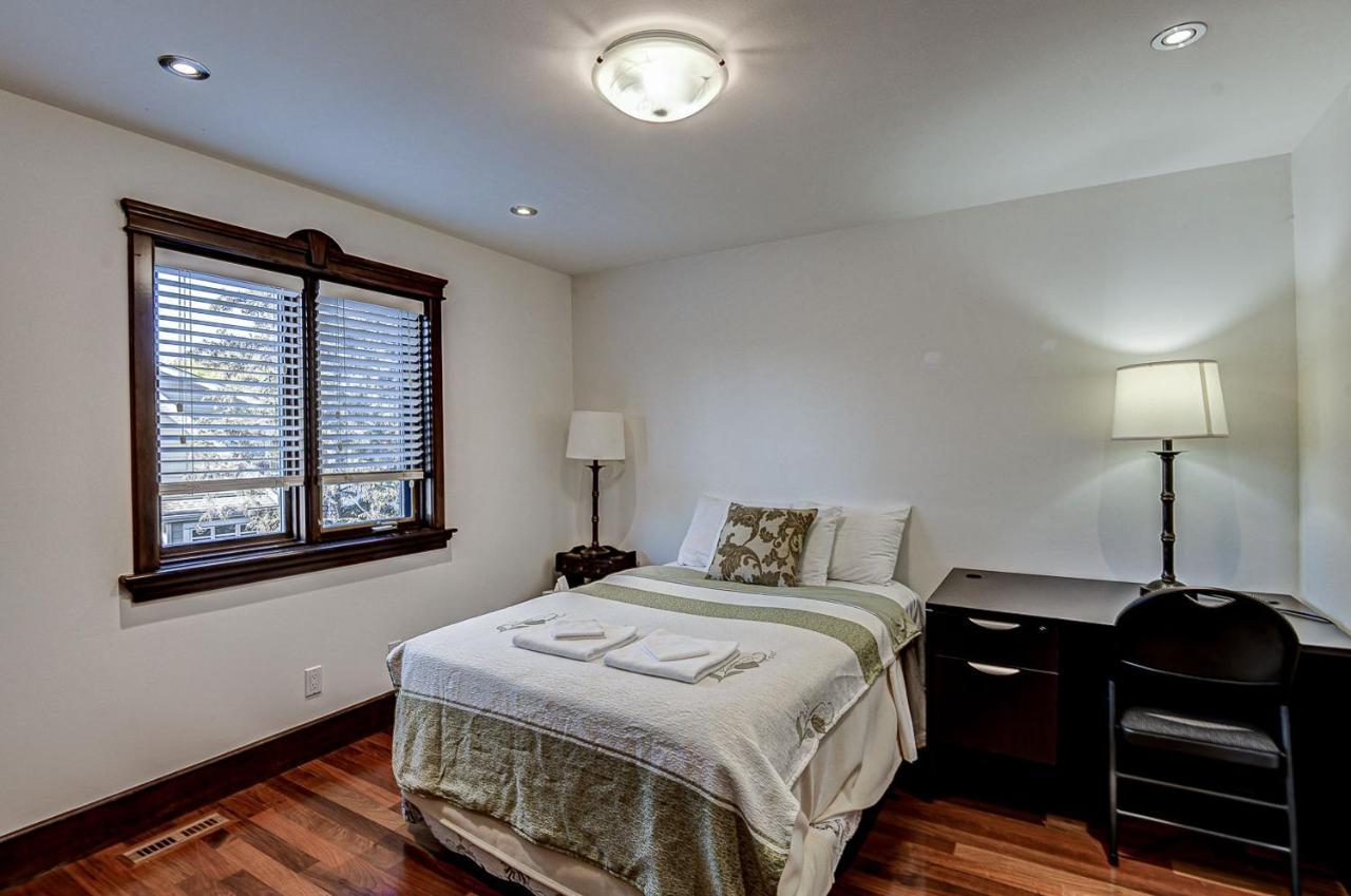 YYC Westmount River Inn מראה חיצוני תמונה