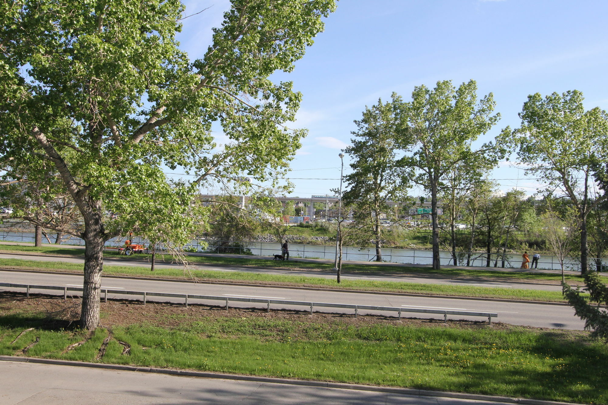 YYC Westmount River Inn מראה חיצוני תמונה