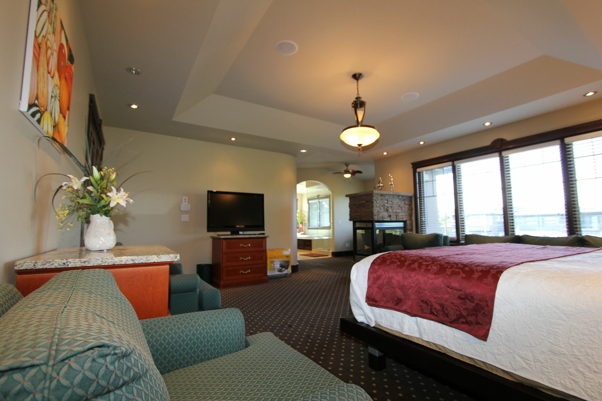 YYC Westmount River Inn מראה חיצוני תמונה